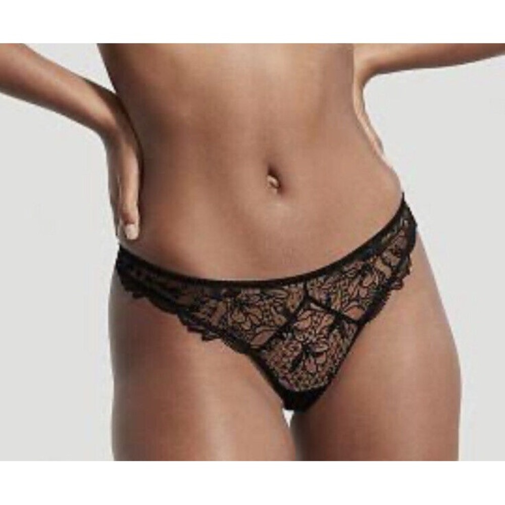 NWT Victoria's Secret Very Sexy Thong Panties Floral Embroidered Sz M - Black